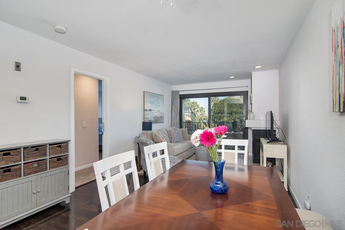 Detail Gallery Image 11 of 28 For 4494  Mentone St.  #6,  San Diego,  CA 92107 - 2 Beds | 2 Baths