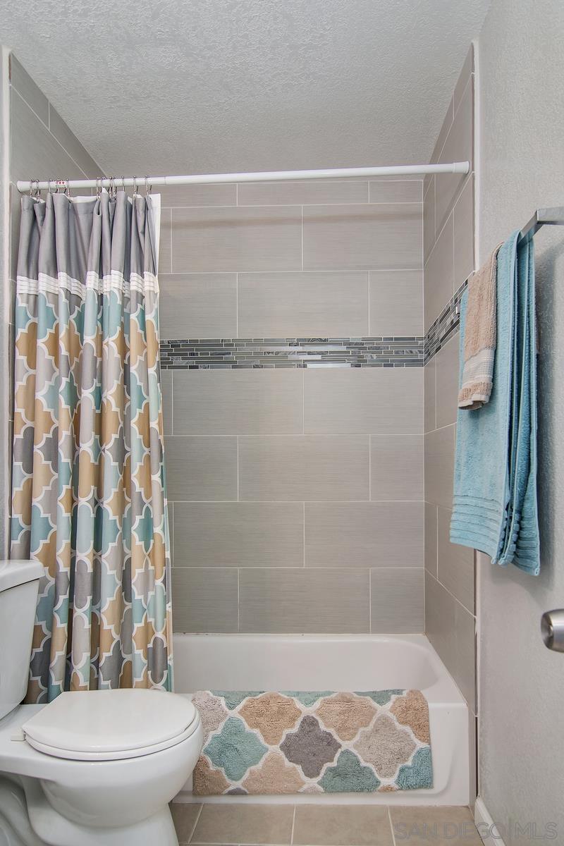 Detail Gallery Image 15 of 28 For 4494  Mentone St.  #6,  San Diego,  CA 92107 - 2 Beds | 2 Baths