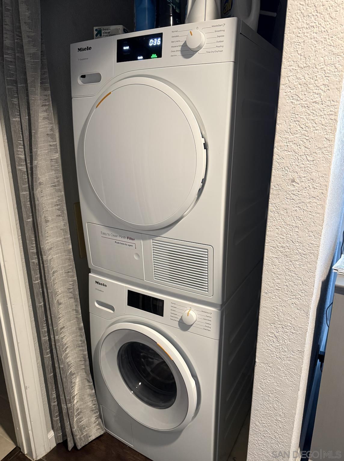 Detail Gallery Image 18 of 28 For 4494  Mentone St.  #6,  San Diego,  CA 92107 - 2 Beds | 2 Baths