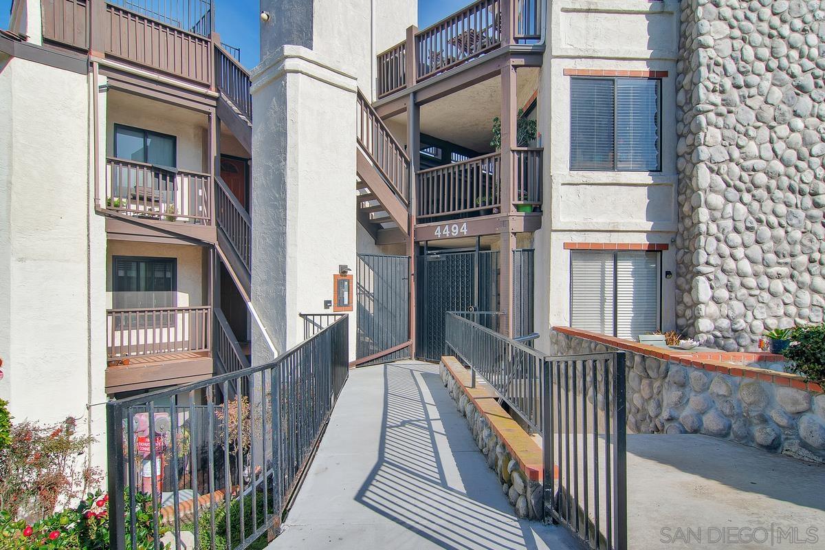 Detail Gallery Image 20 of 28 For 4494  Mentone St.  #6,  San Diego,  CA 92107 - 2 Beds | 2 Baths