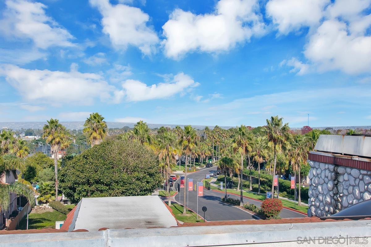 Detail Gallery Image 27 of 28 For 4494  Mentone St.  #6,  San Diego,  CA 92107 - 2 Beds | 2 Baths