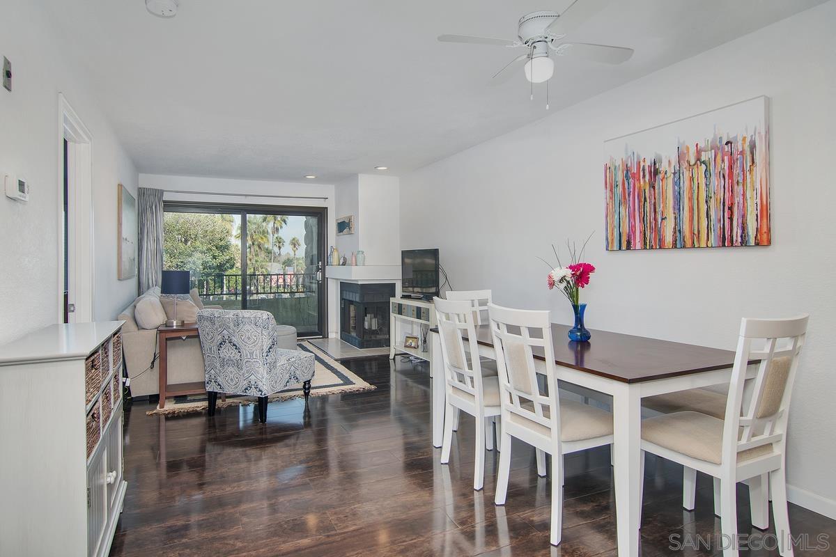 Detail Gallery Image 5 of 28 For 4494  Mentone St.  #6,  San Diego,  CA 92107 - 2 Beds | 2 Baths