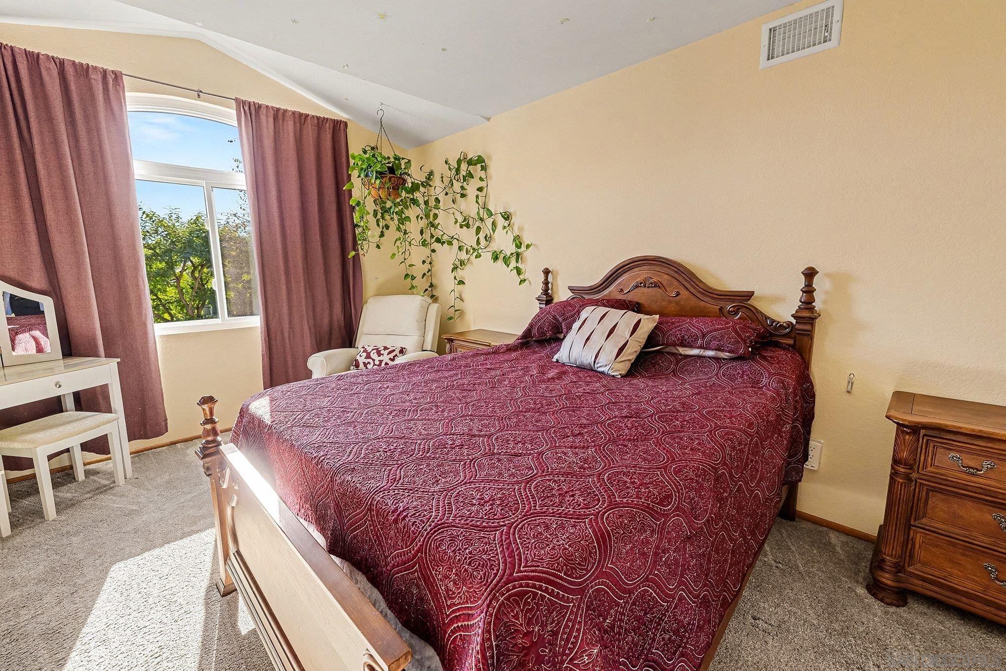 Detail Gallery Image 24 of 43 For 627  Valley Grove Ln, Escondido,  CA 92025 - 4 Beds | 2/1 Baths