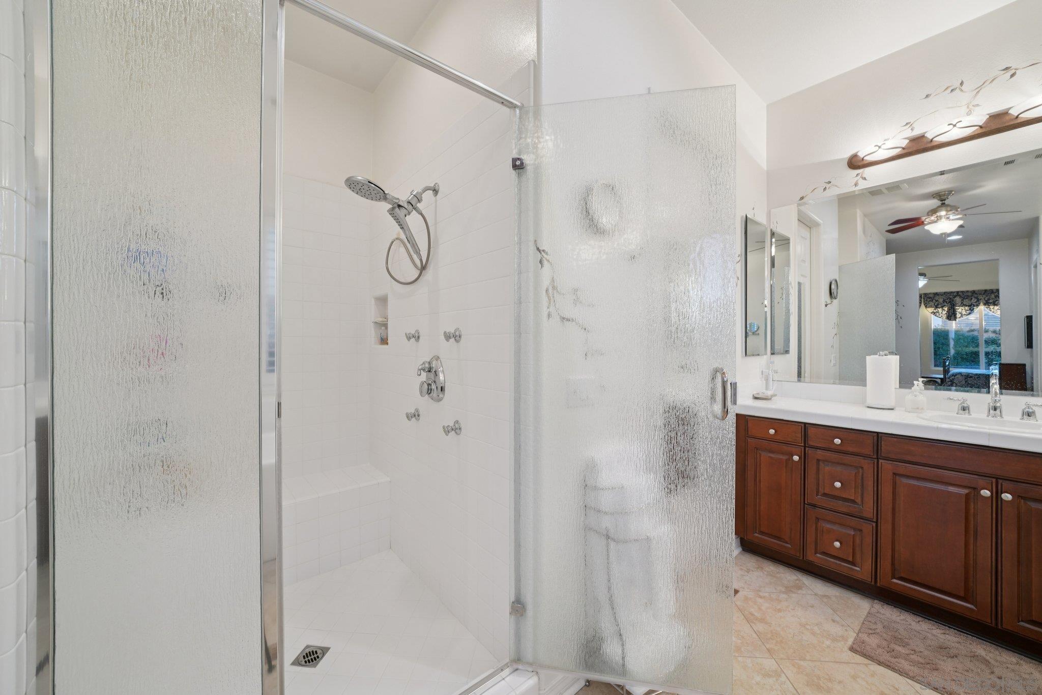 Detail Gallery Image 18 of 43 For 9471  Estrella Hills St, Riverside,  CA 92508 - 4 Beds | 3 Baths