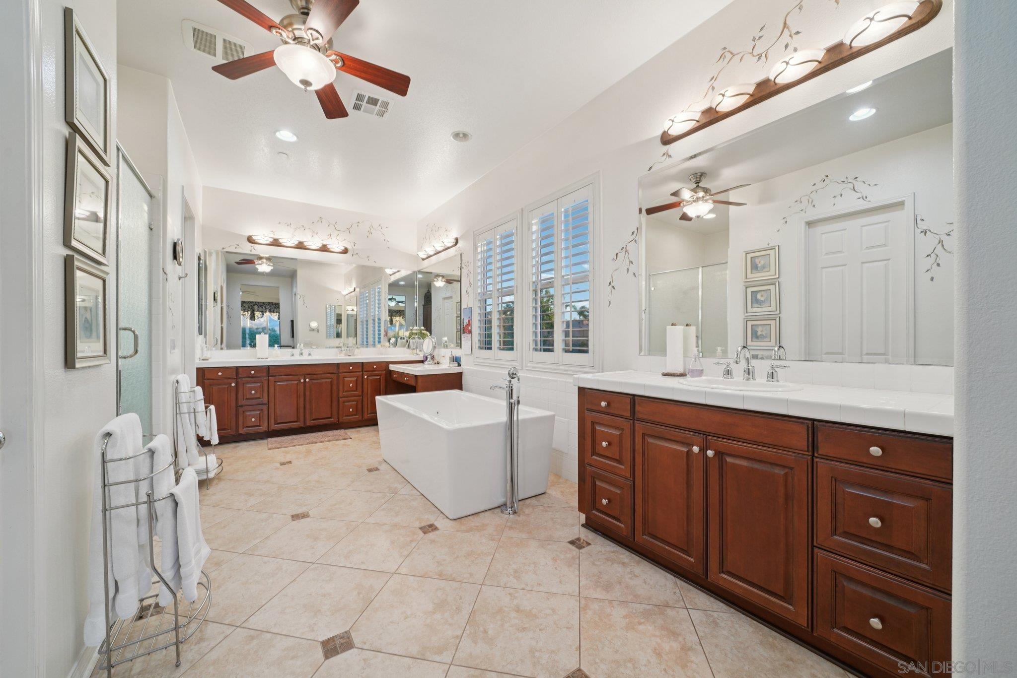 Detail Gallery Image 20 of 43 For 9471  Estrella Hills St, Riverside,  CA 92508 - 4 Beds | 3 Baths