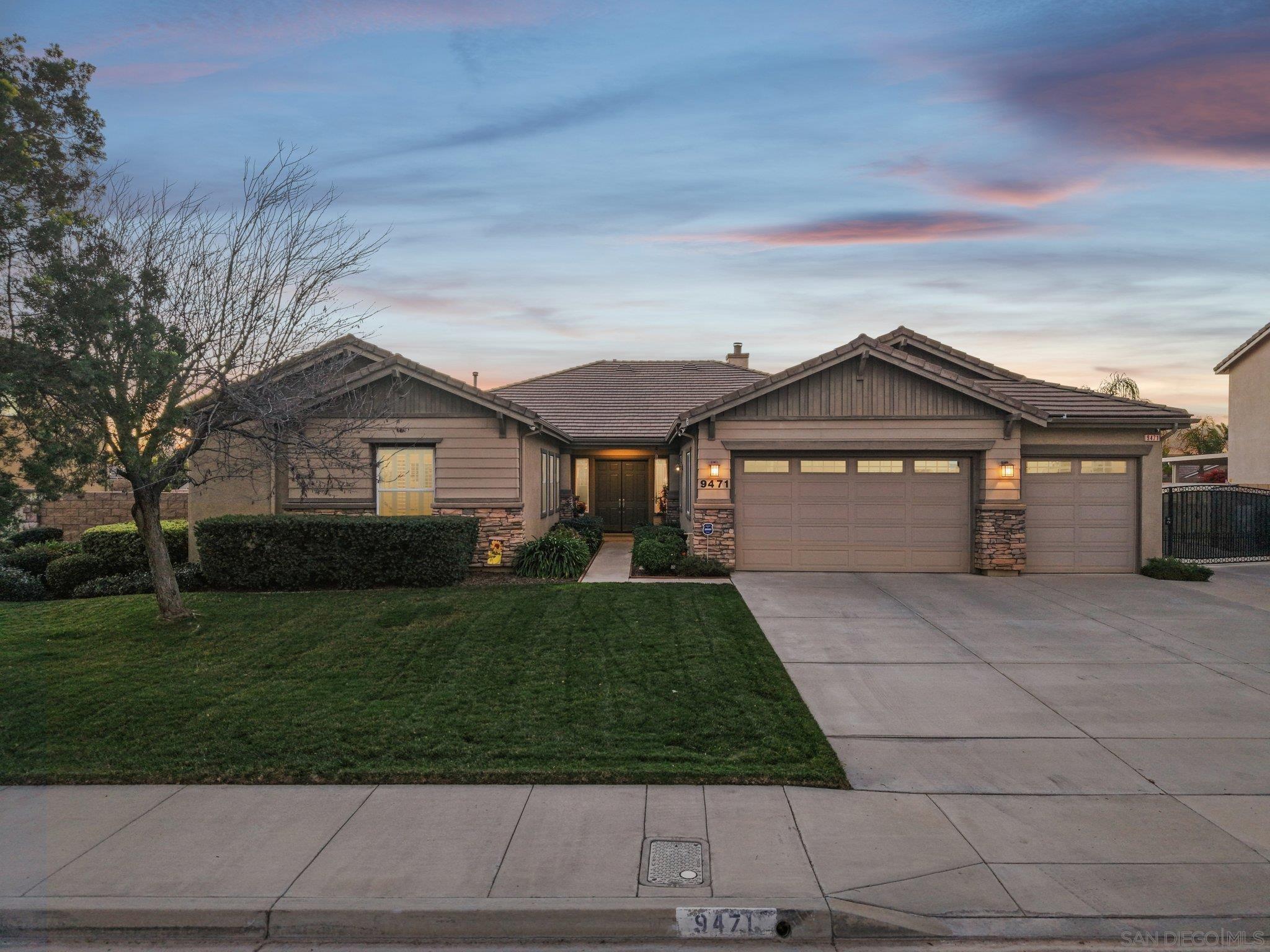 Detail Gallery Image 31 of 43 For 9471  Estrella Hills St, Riverside,  CA 92508 - 4 Beds | 3 Baths