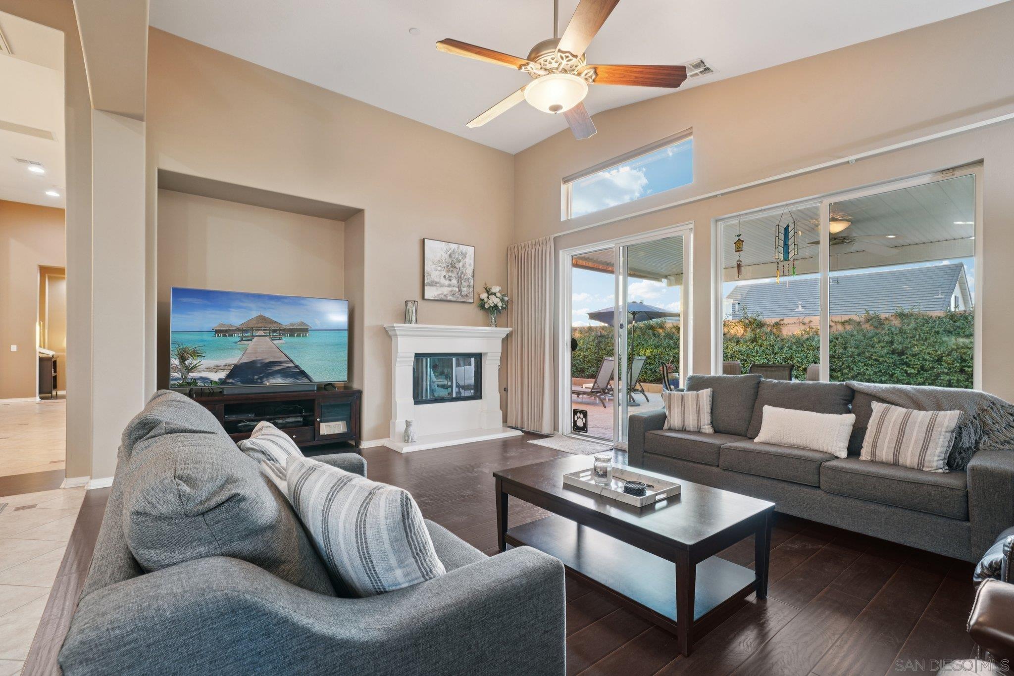 Detail Gallery Image 5 of 43 For 9471  Estrella Hills St, Riverside,  CA 92508 - 4 Beds | 3 Baths