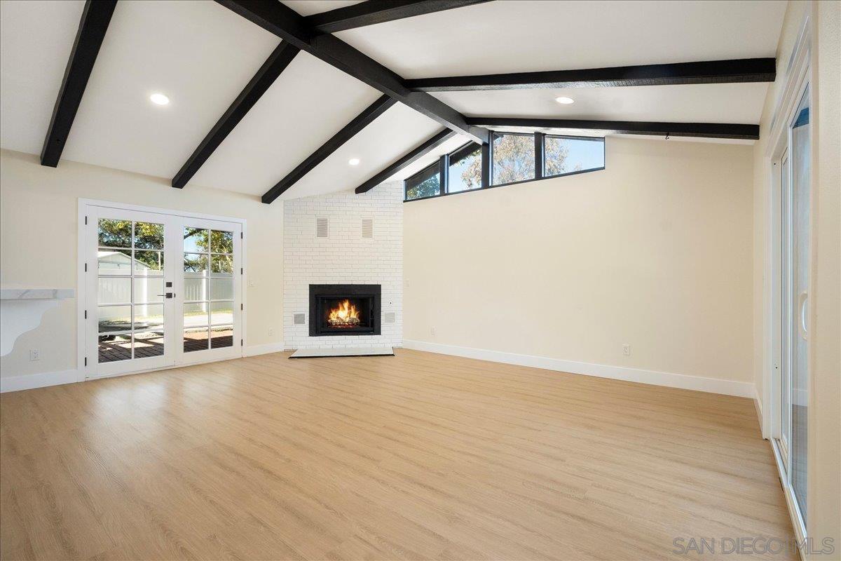 Detail Gallery Image 14 of 24 For 1408  Oleander Ave, Chula Vista,  CA 91911 - 5 Beds | 2/1 Baths