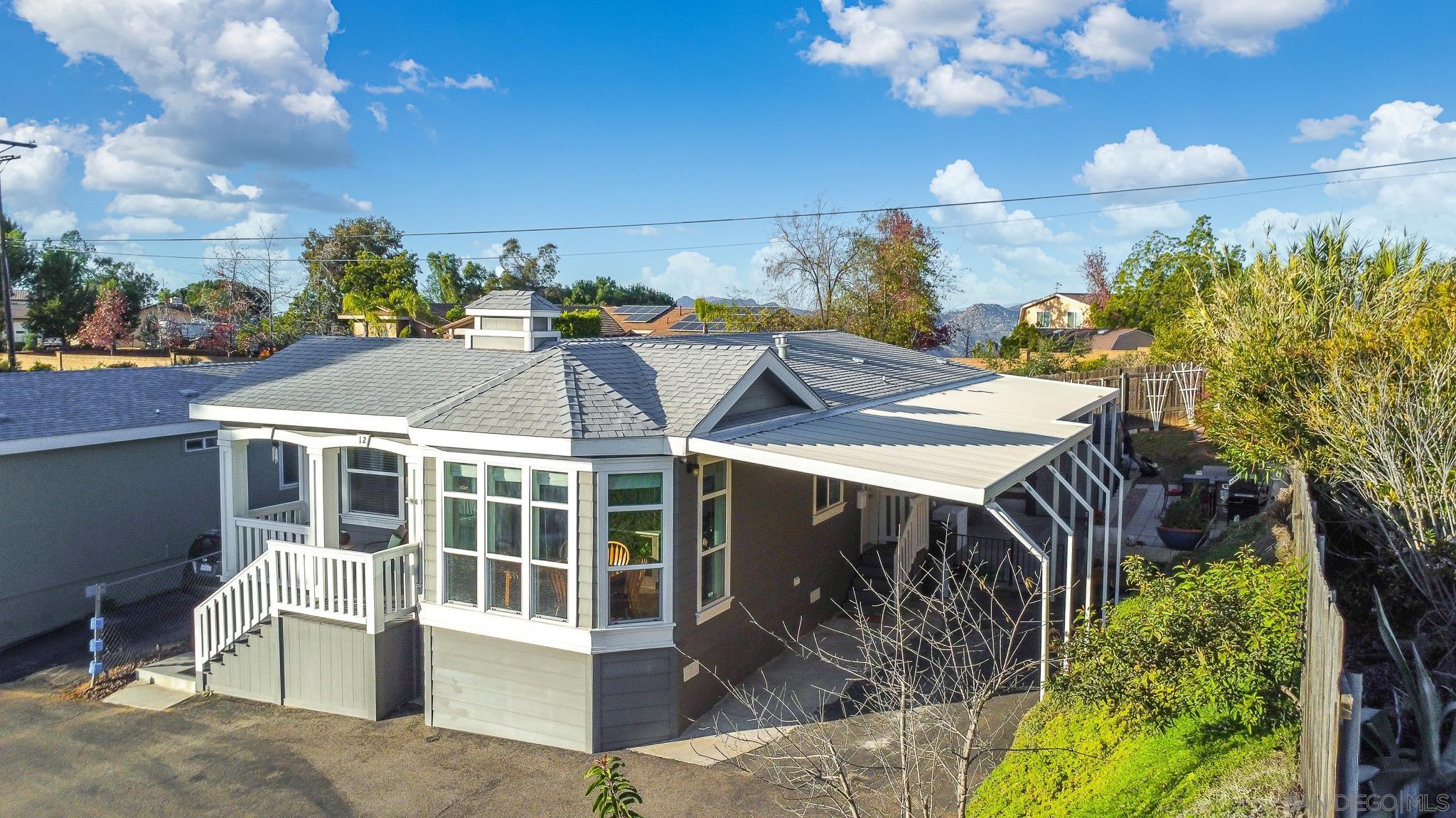 Detail Gallery Image 2 of 37 For 250  La Cresta Heights Rd  #SPC 12,  El Cajon,  CA 92021 - 3 Beds | 2 Baths