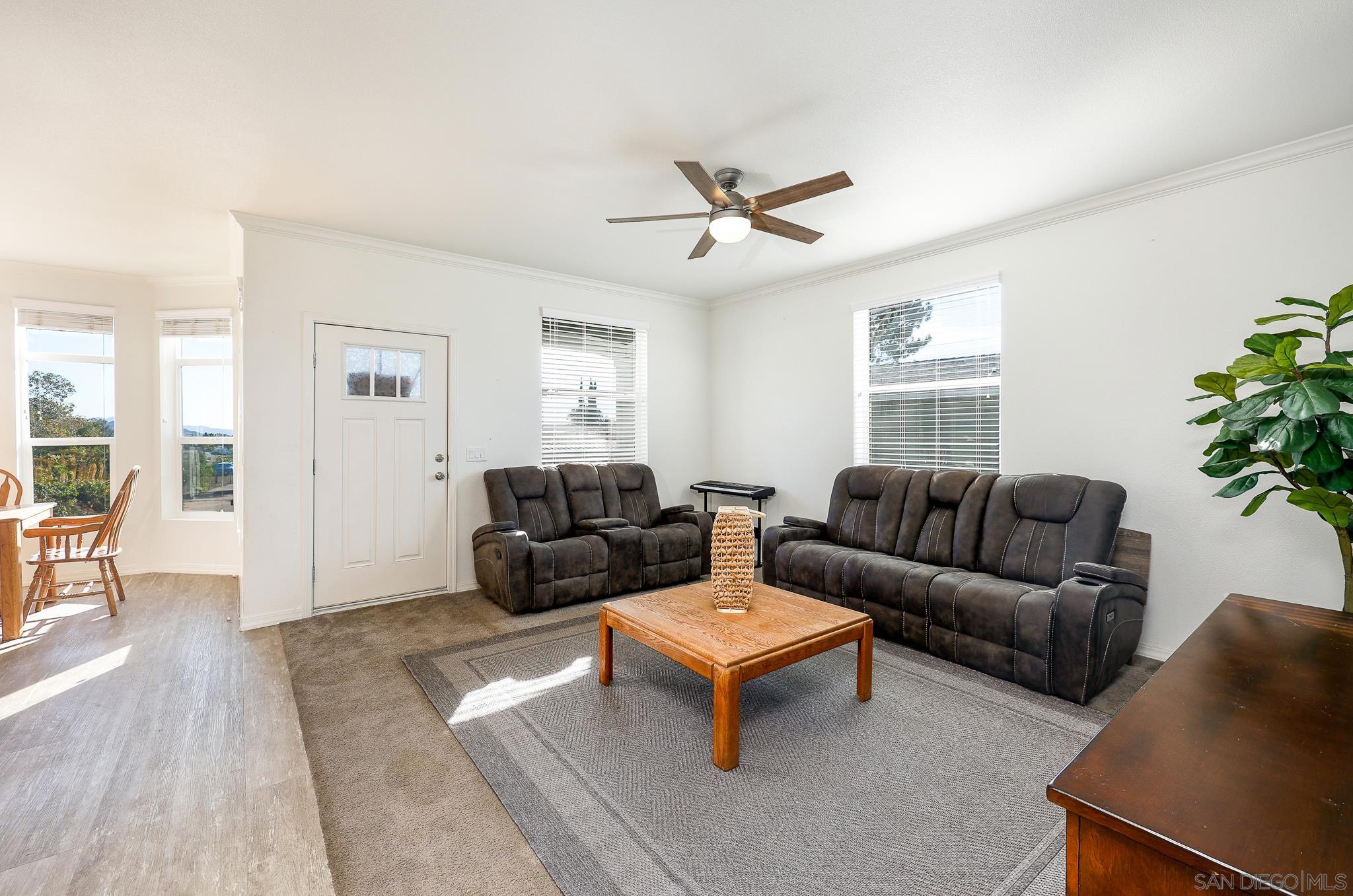 Detail Gallery Image 13 of 37 For 250  La Cresta Heights Rd  #SPC 12,  El Cajon,  CA 92021 - 3 Beds | 2 Baths