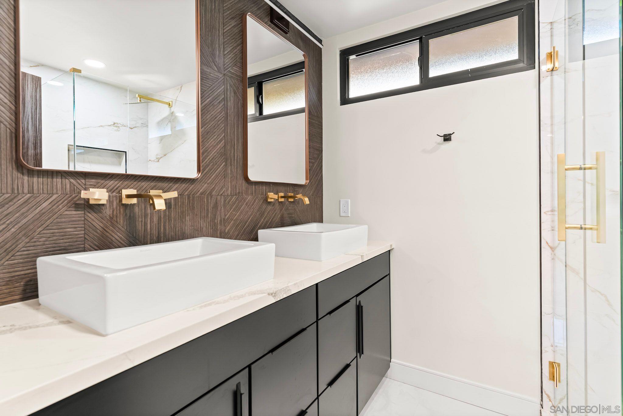 Detail Gallery Image 15 of 31 For 13334  Barbados Way, Del Mar,  CA 92014 - 4 Beds | 3 Baths