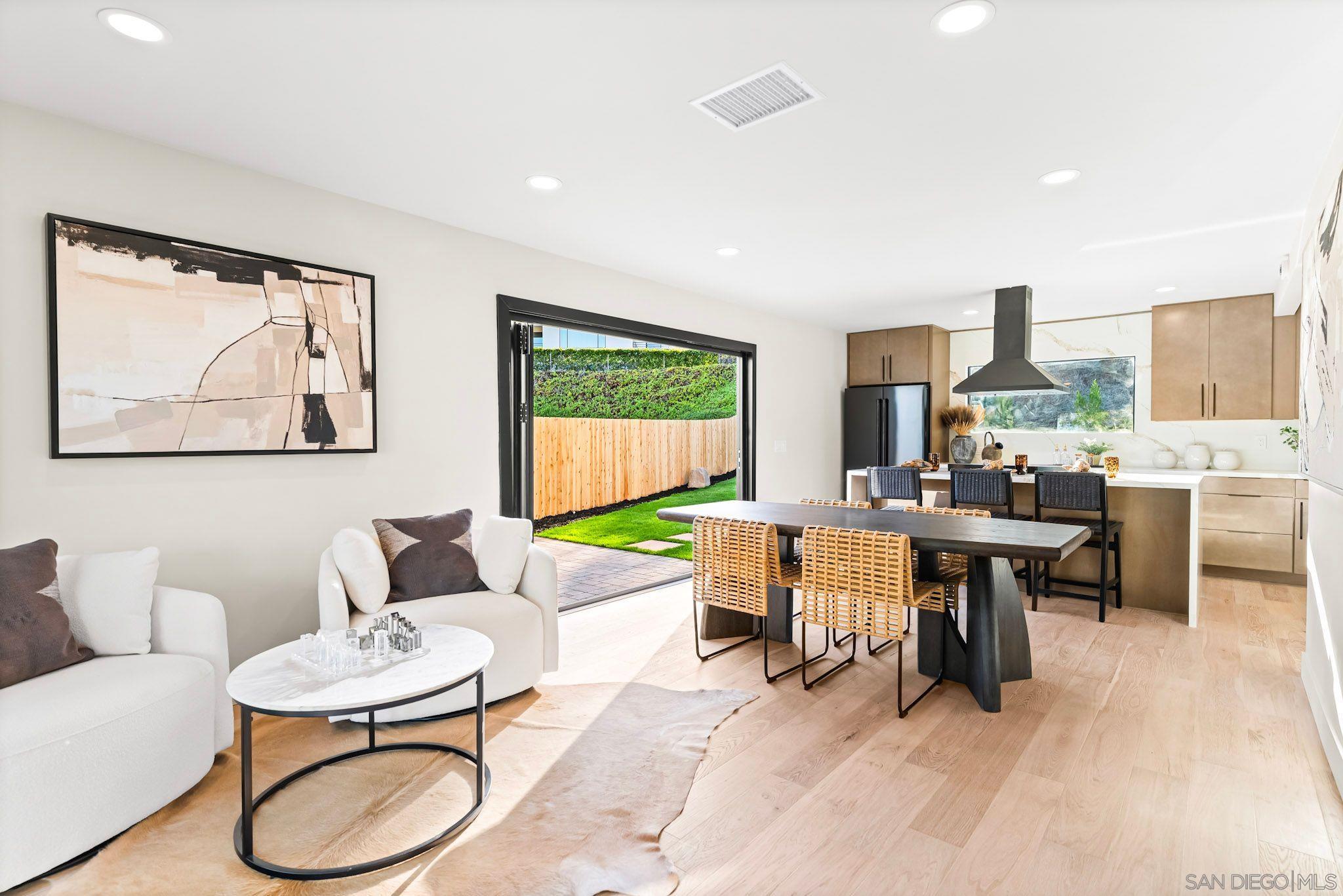 Detail Gallery Image 8 of 31 For 13334  Barbados Way, Del Mar,  CA 92014 - 4 Beds | 3 Baths