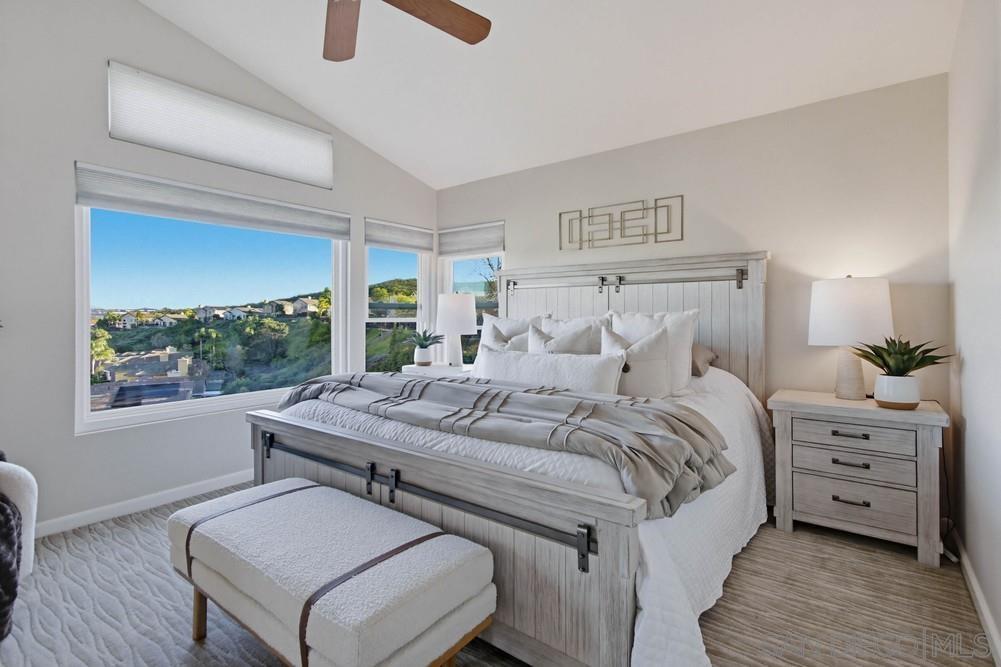 Detail Gallery Image 13 of 21 For 13693  Tradition Street, San Diego,  CA 92128 - 4 Beds | 2/1 Baths