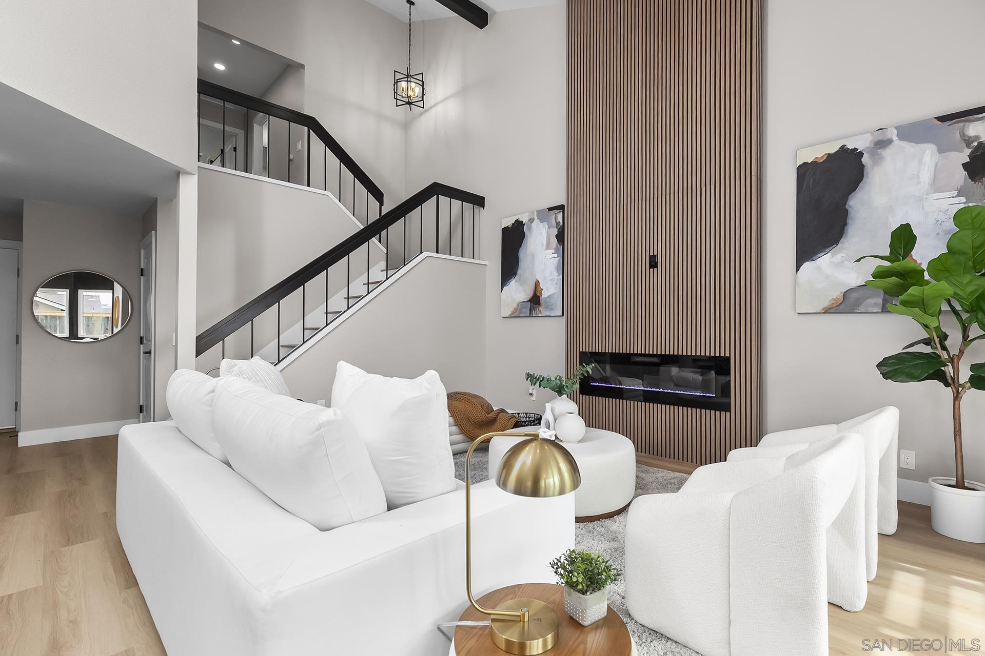 Detail Gallery Image 7 of 45 For 3226  Old Heather Road, San Diego,  CA 92111 - 3 Beds | 2/1 Baths