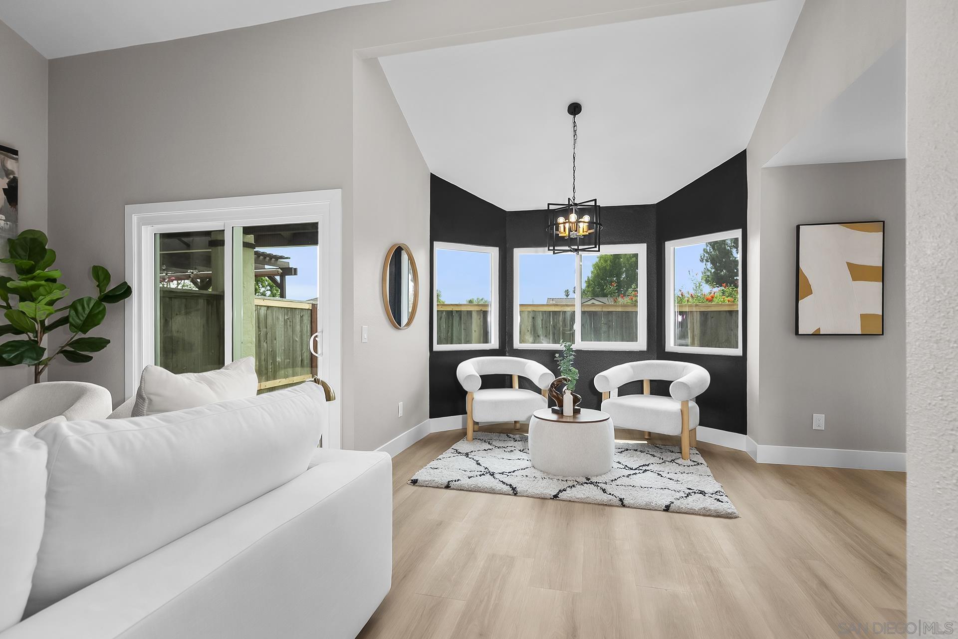 Detail Gallery Image 11 of 45 For 3226  Old Heather Road, San Diego,  CA 92111 - 3 Beds | 2/1 Baths