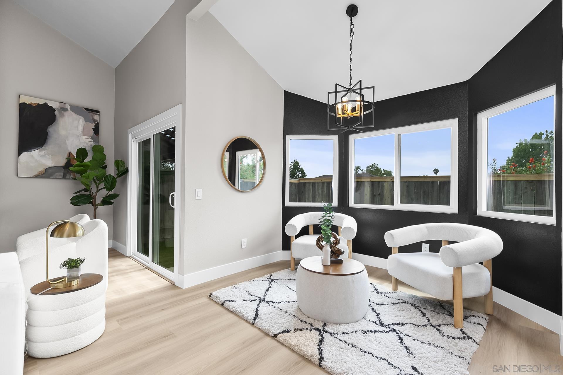 Detail Gallery Image 13 of 45 For 3226  Old Heather Road, San Diego,  CA 92111 - 3 Beds | 2/1 Baths