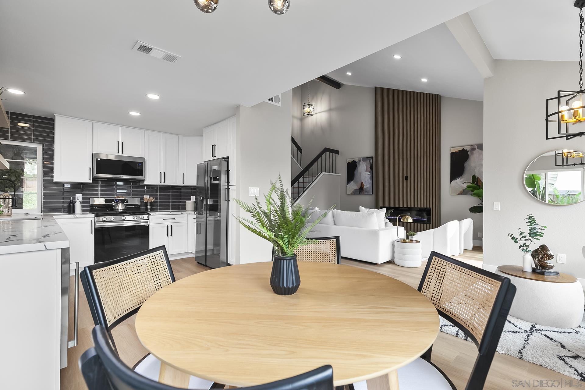 Detail Gallery Image 17 of 45 For 3226  Old Heather Road, San Diego,  CA 92111 - 3 Beds | 2/1 Baths