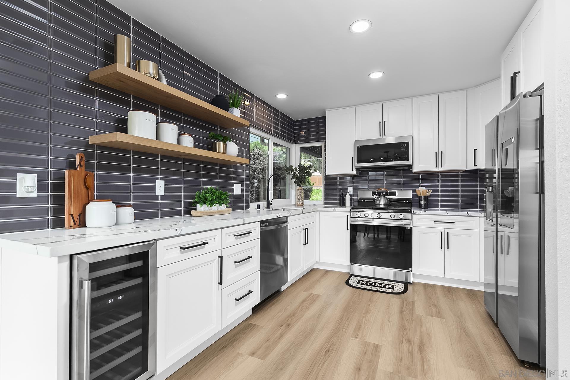 Detail Gallery Image 20 of 45 For 3226  Old Heather Road, San Diego,  CA 92111 - 3 Beds | 2/1 Baths