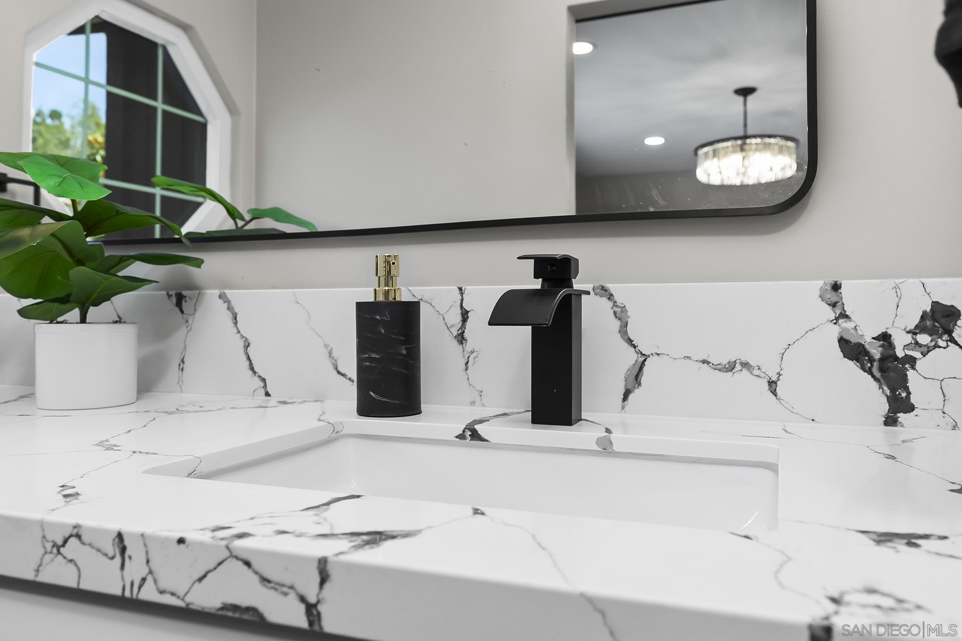 Detail Gallery Image 31 of 45 For 3226  Old Heather Road, San Diego,  CA 92111 - 3 Beds | 2/1 Baths