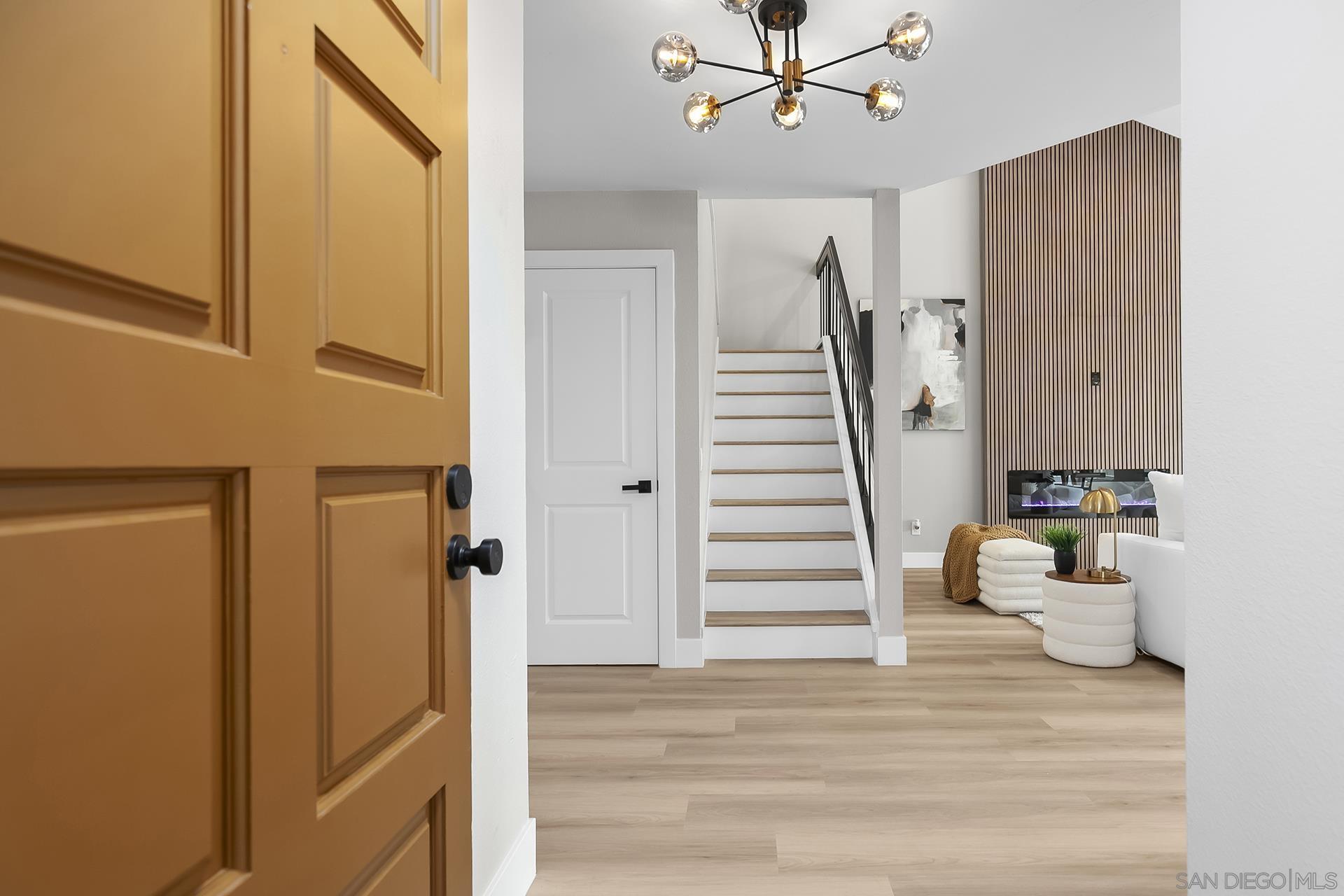 Detail Gallery Image 2 of 45 For 3226  Old Heather Road, San Diego,  CA 92111 - 3 Beds | 2/1 Baths