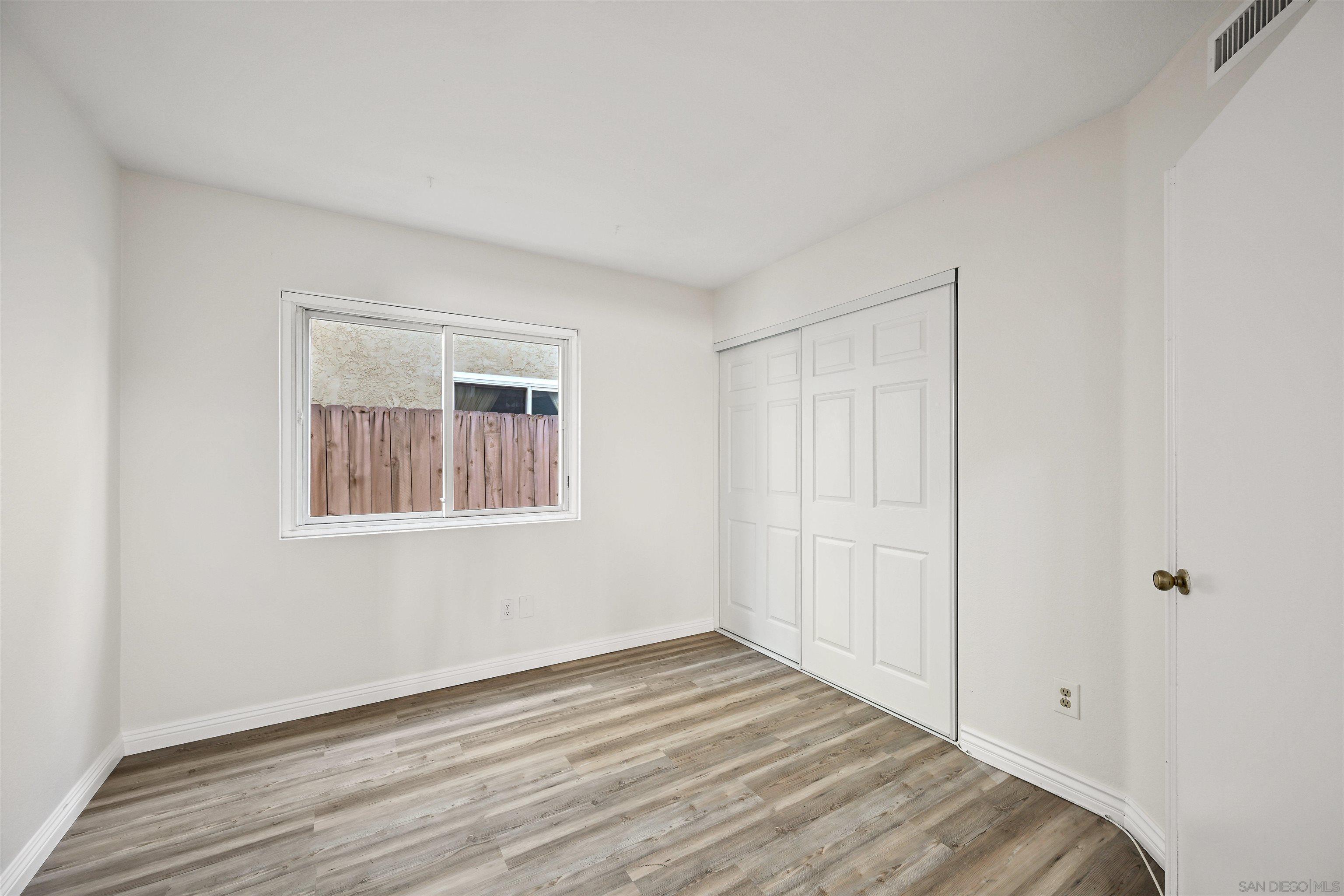 Detail Gallery Image 21 of 26 For 1749  via Allena, Oceanside,  CA 92056 - 4 Beds | 3 Baths