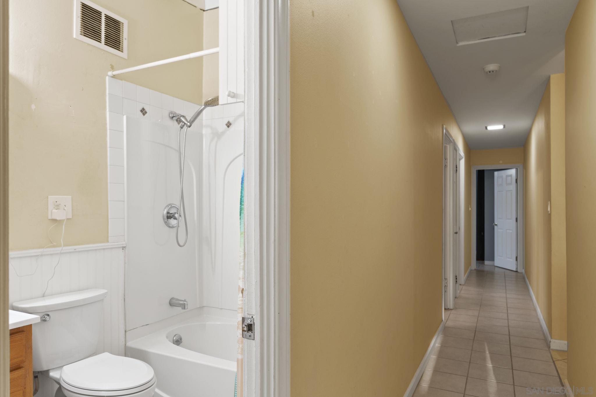 Detail Gallery Image 12 of 30 For 7514  Deville Dr, San Diego,  CA 92114 - 4 Beds | 2 Baths