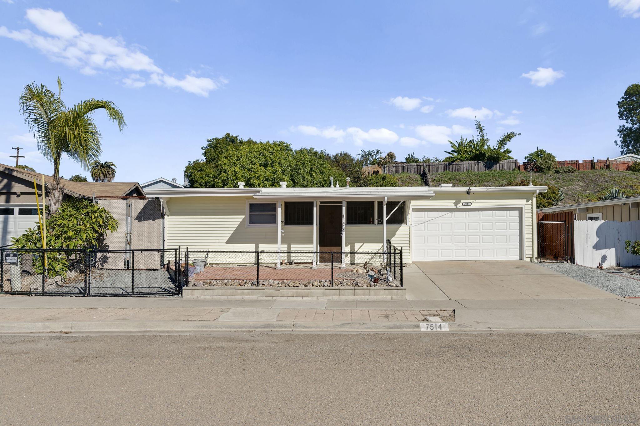 Detail Gallery Image 23 of 30 For 7514  Deville Dr, San Diego,  CA 92114 - 4 Beds | 2 Baths