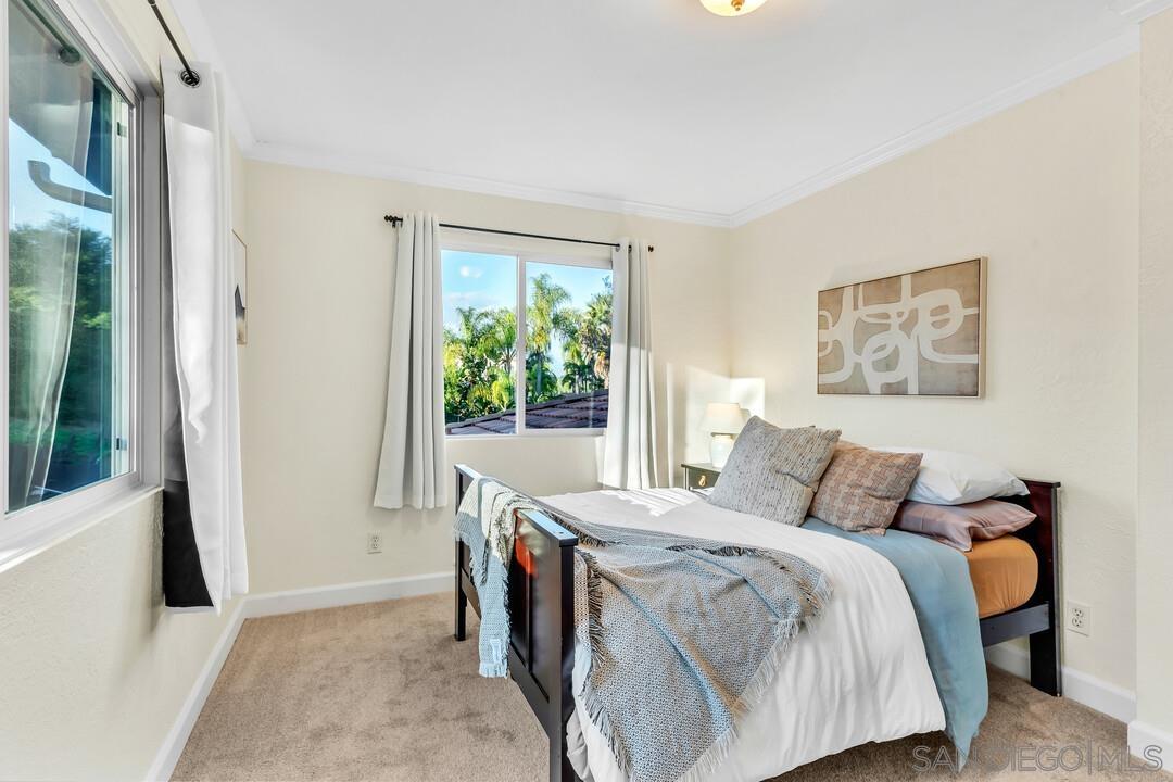 Detail Gallery Image 33 of 49 For 2460  Reill View Dr, Escondido,  CA 92025 - 5 Beds | 3 Baths