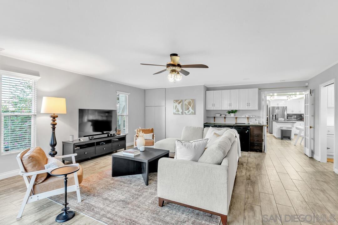 Detail Gallery Image 10 of 49 For 2460  Reill View Dr, Escondido,  CA 92025 - 5 Beds | 3 Baths