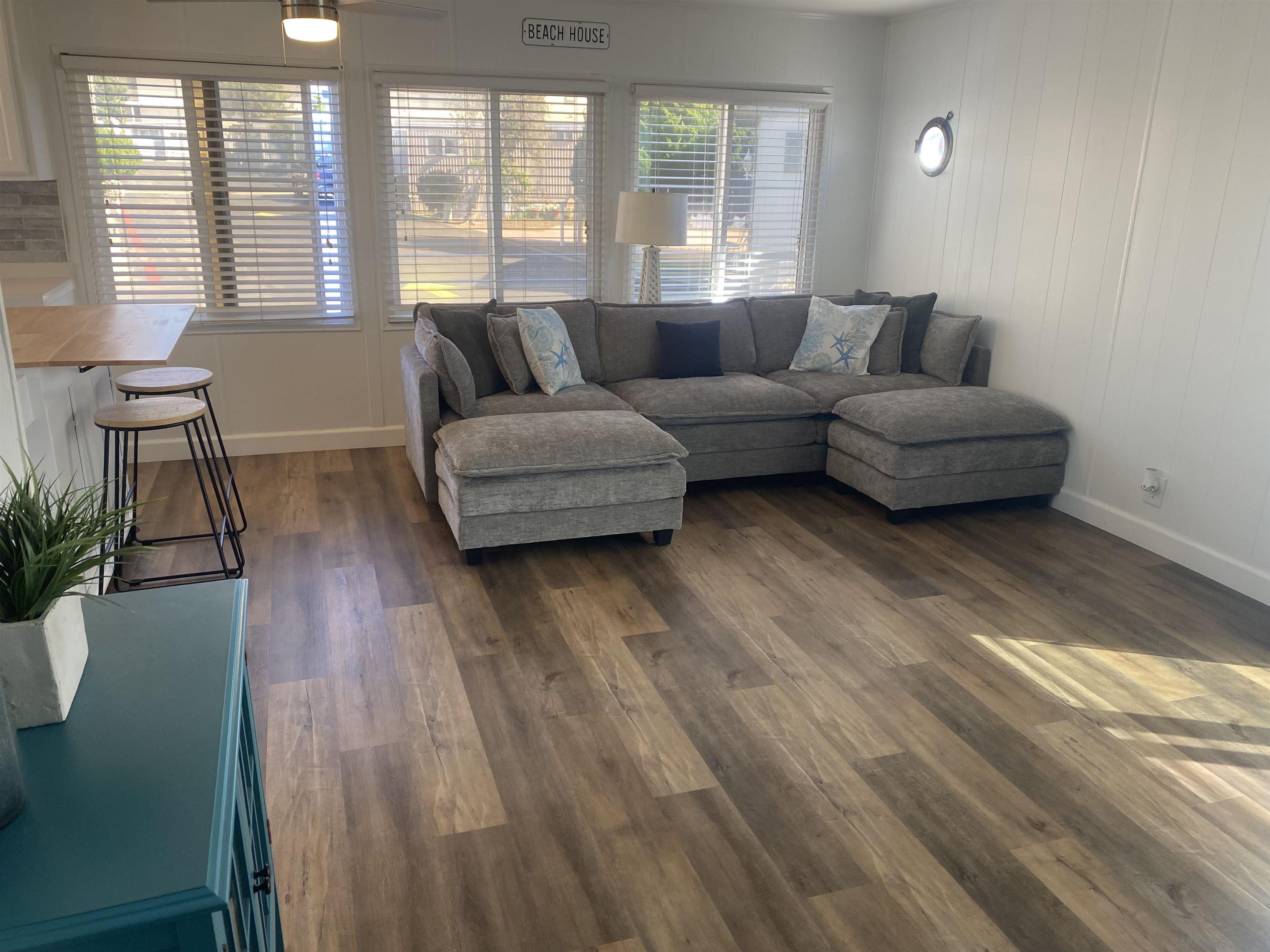 Detail Gallery Image 4 of 23 For 900 N Cleveland Street  #33,  Oceanside,  CA 92054 - 2 Beds | 1 Baths