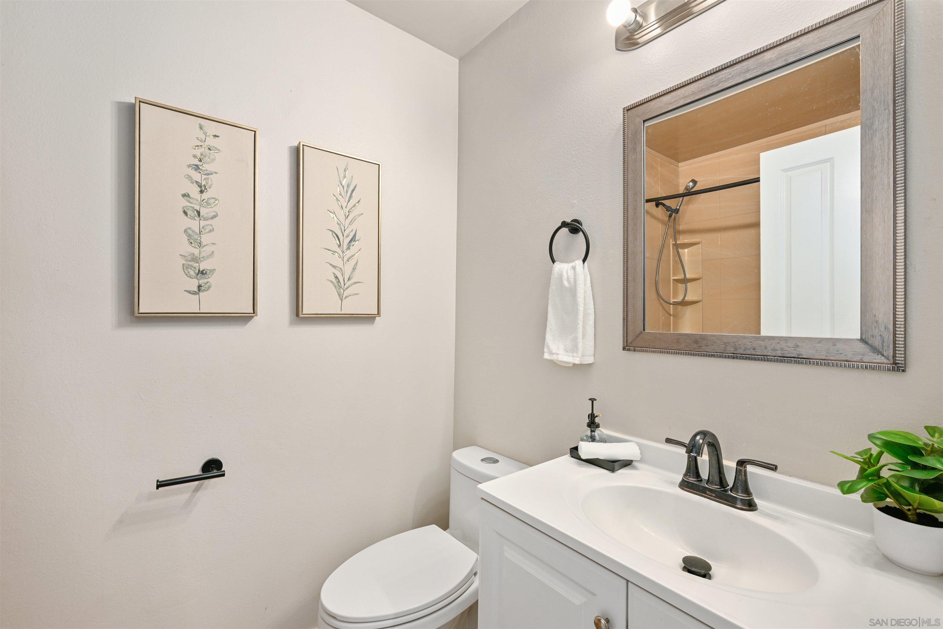 Detail Gallery Image 15 of 21 For 13133  Calle De Las Rosas, San Diego,  CA 92129 - 3 Beds | 2 Baths