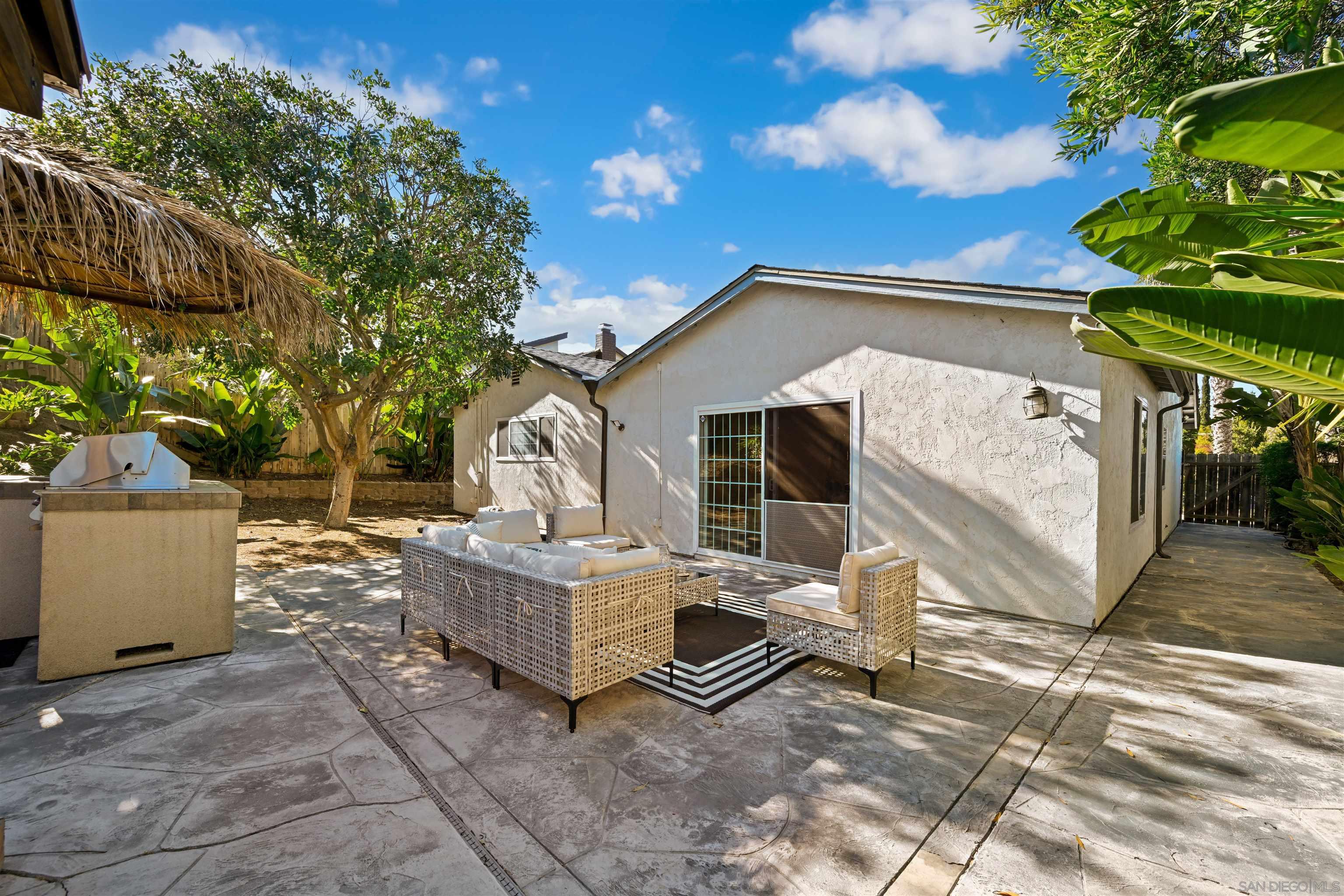 Detail Gallery Image 18 of 21 For 13133  Calle De Las Rosas, San Diego,  CA 92129 - 3 Beds | 2 Baths