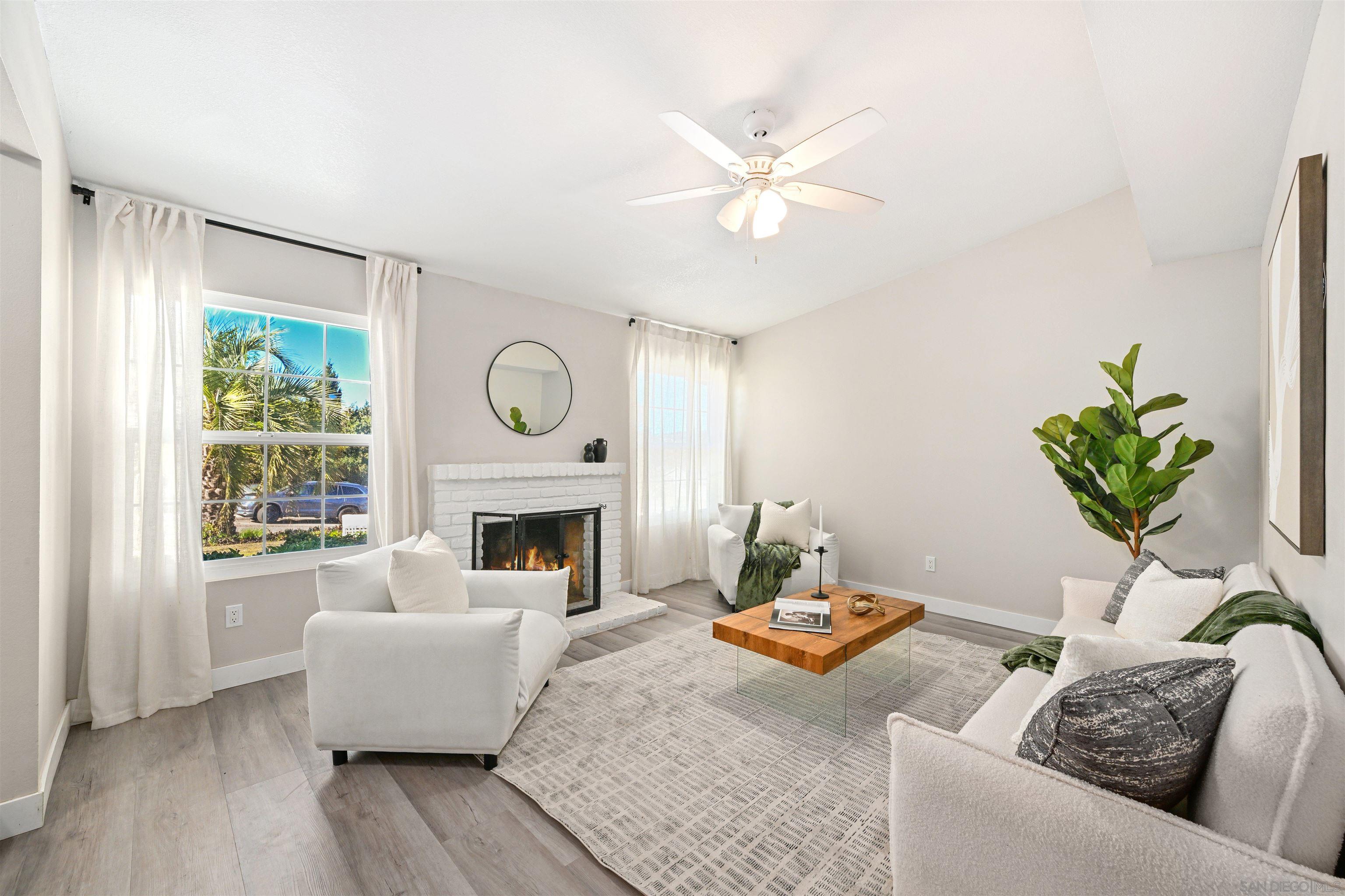 Detail Gallery Image 4 of 21 For 13133  Calle De Las Rosas, San Diego,  CA 92129 - 3 Beds | 2 Baths