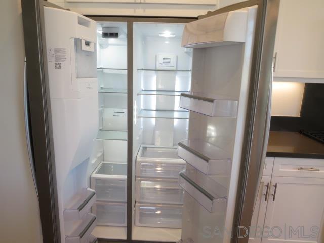 Detail Gallery Image 4 of 35 For 4382  Pacifica Way  5, Oceanside,  CA 92056 - 3 Beds | 3 Baths