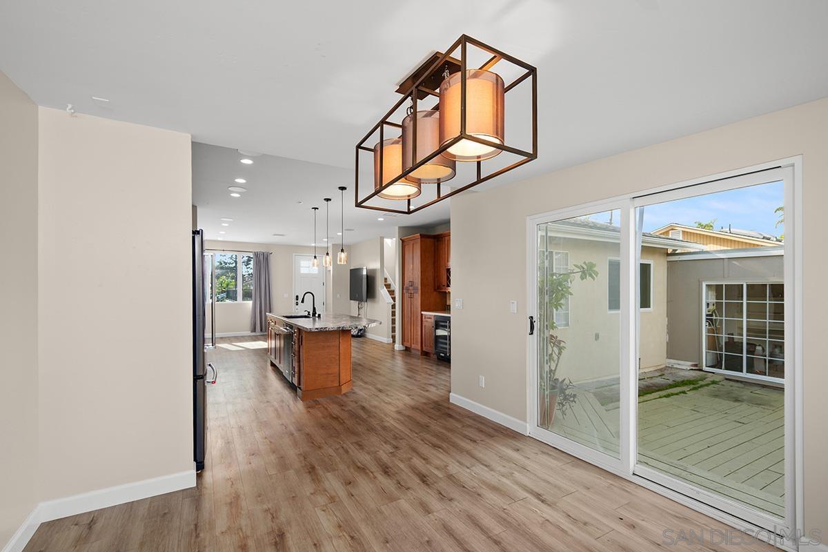 Detail Gallery Image 17 of 34 For 1106 W Brookes Ave, San Diego,  CA 92103 - 3 Beds | 2/1 Baths