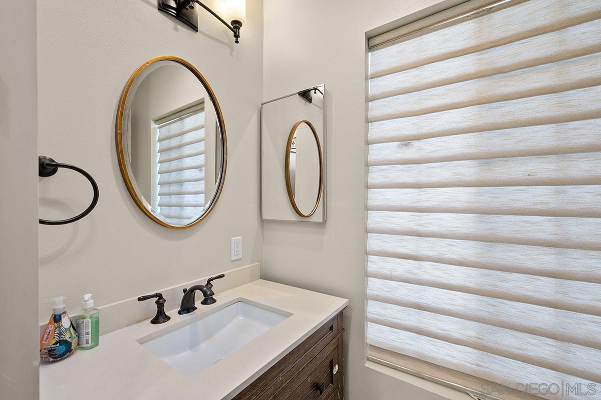 Detail Gallery Image 22 of 34 For 1106 W Brookes Ave, San Diego,  CA 92103 - 3 Beds | 2/1 Baths