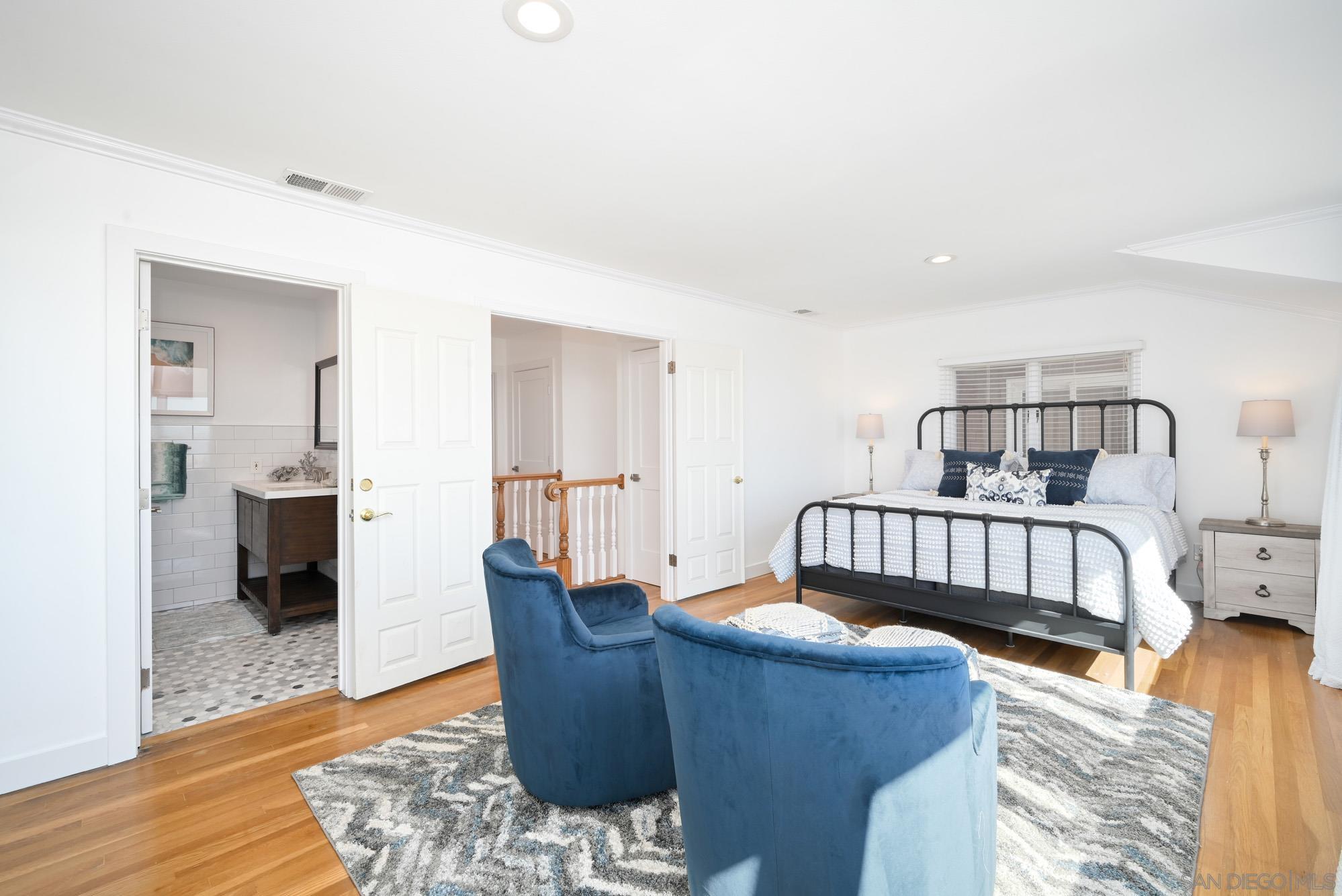 Detail Gallery Image 41 of 64 For 206 E Oceanfront, Newport Beach,  CA 92661 - 3 Beds | 2/1 Baths