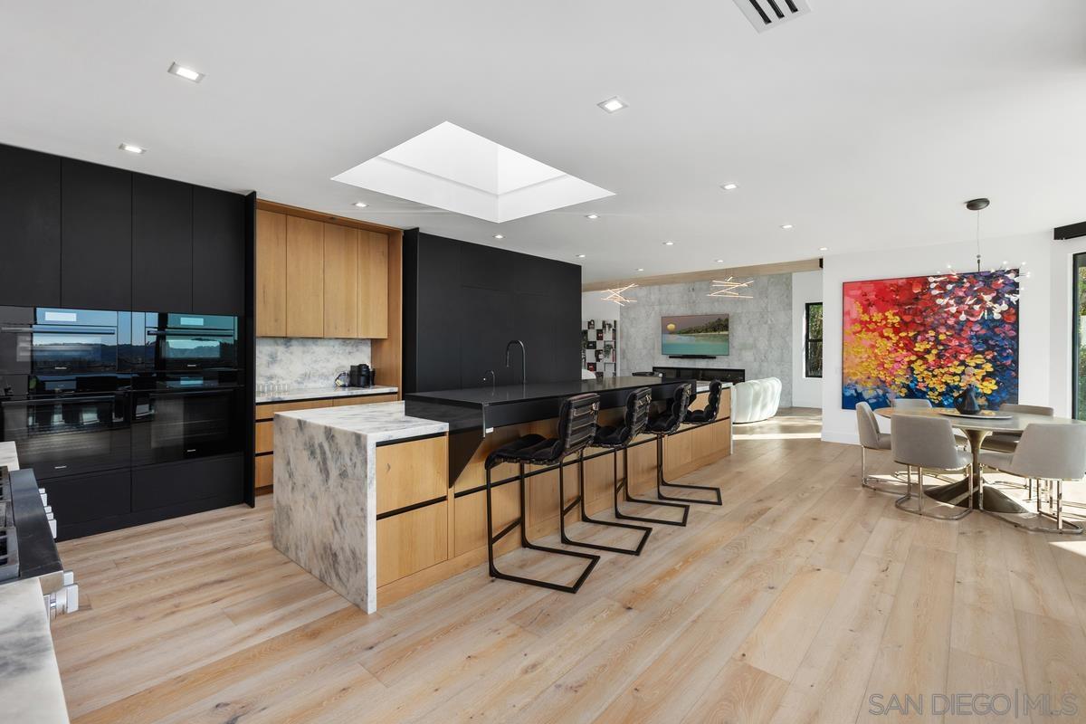 Detail Gallery Image 15 of 40 For 3240  Piragua St, Carlsbad,  CA 92009 - 5 Beds | 4/2 Baths