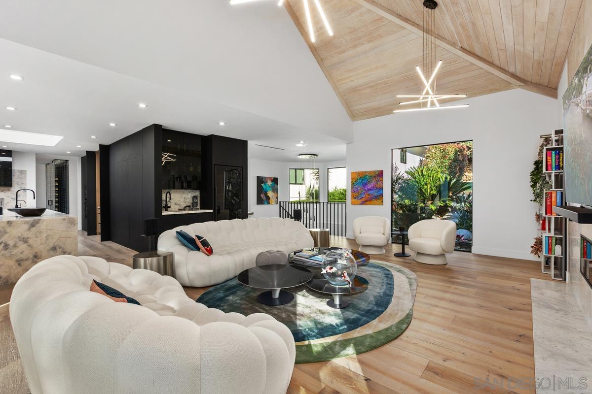 Detail Gallery Image 19 of 40 For 3240  Piragua St, Carlsbad,  CA 92009 - 5 Beds | 4/2 Baths