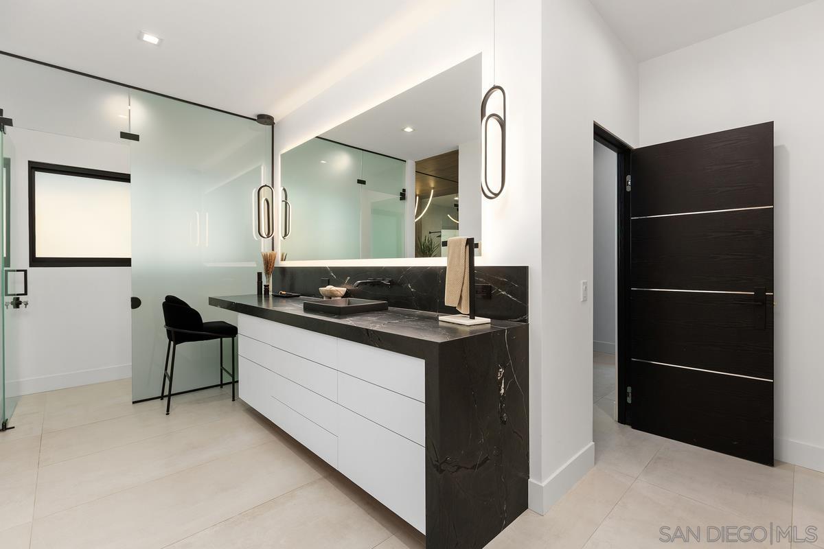 Detail Gallery Image 29 of 40 For 3240  Piragua St, Carlsbad,  CA 92009 - 5 Beds | 4/2 Baths