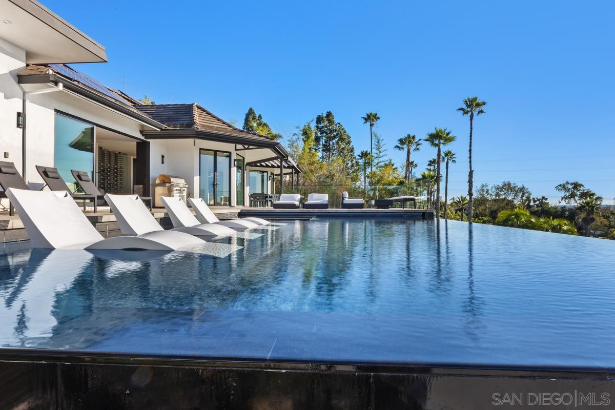 Detail Gallery Image 36 of 40 For 3240  Piragua St, Carlsbad,  CA 92009 - 5 Beds | 4/2 Baths