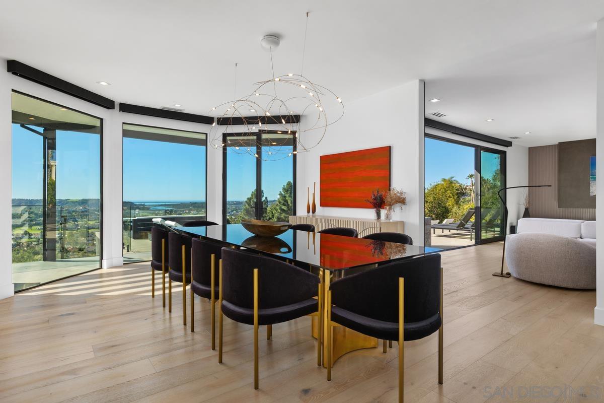 Detail Gallery Image 9 of 40 For 3240  Piragua St, Carlsbad,  CA 92009 - 5 Beds | 4/2 Baths