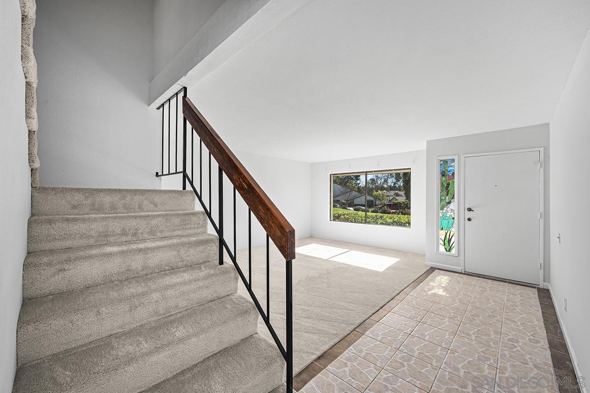 Detail Gallery Image 19 of 54 For 9787  Rimpark Way, San Diego,  CA 92124 - 4 Beds | 2/1 Baths