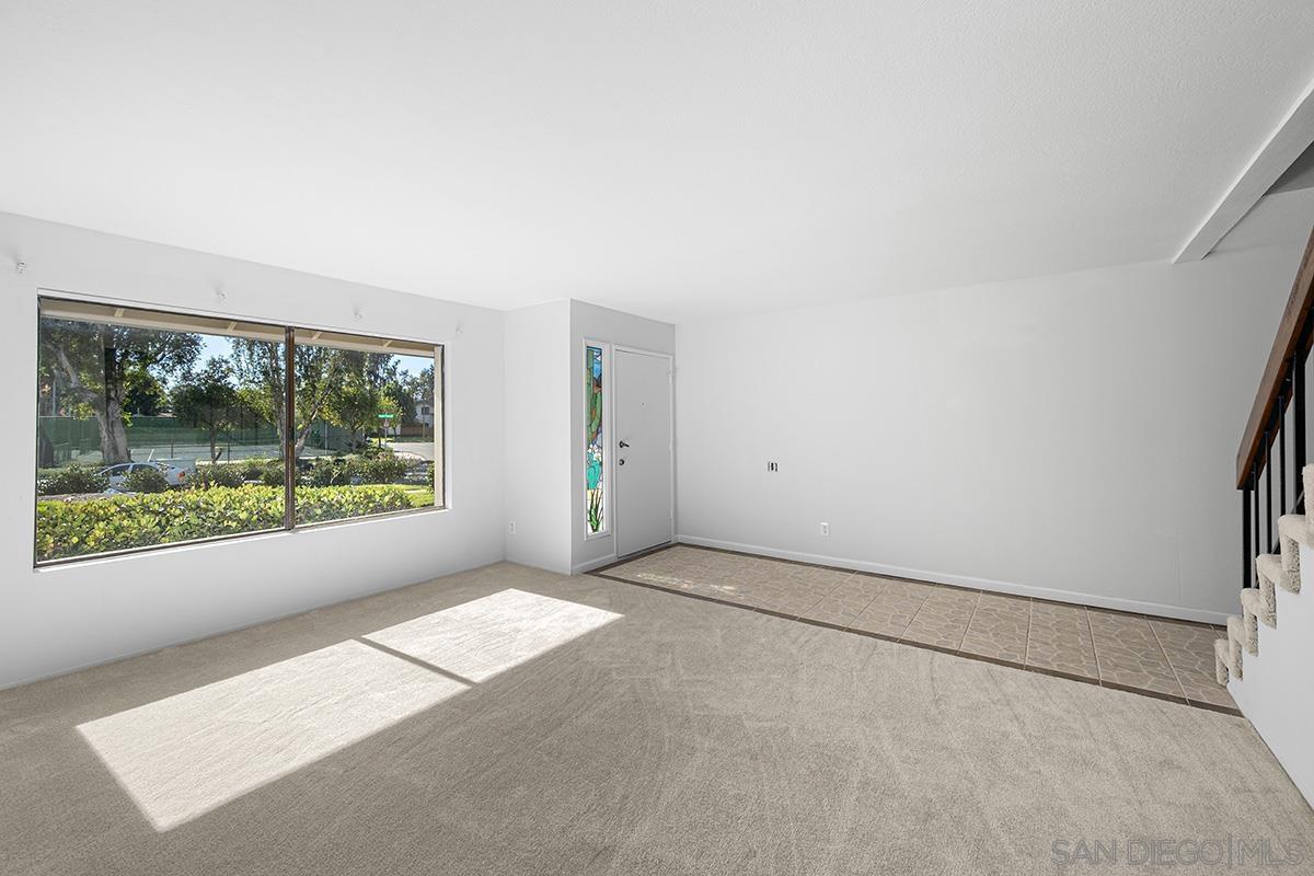 Detail Gallery Image 5 of 54 For 9787  Rimpark Way, San Diego,  CA 92124 - 4 Beds | 2/1 Baths