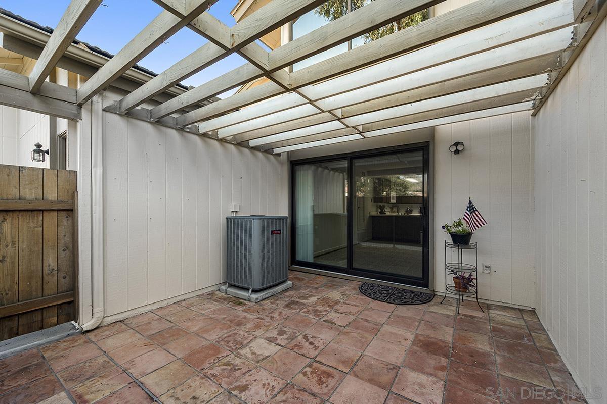 Detail Gallery Image 42 of 54 For 9787  Rimpark Way, San Diego,  CA 92124 - 4 Beds | 2/1 Baths