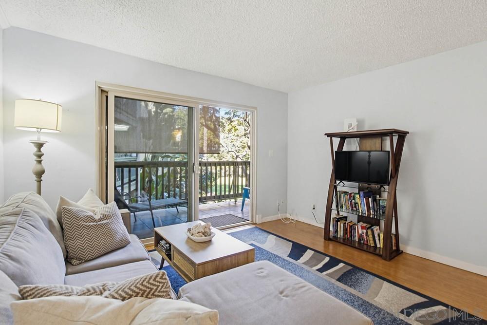 Detail Gallery Image 6 of 35 For 4444 W Point Loma Blvd  #75,  San Diego,  CA 92107 - 2 Beds | 2 Baths