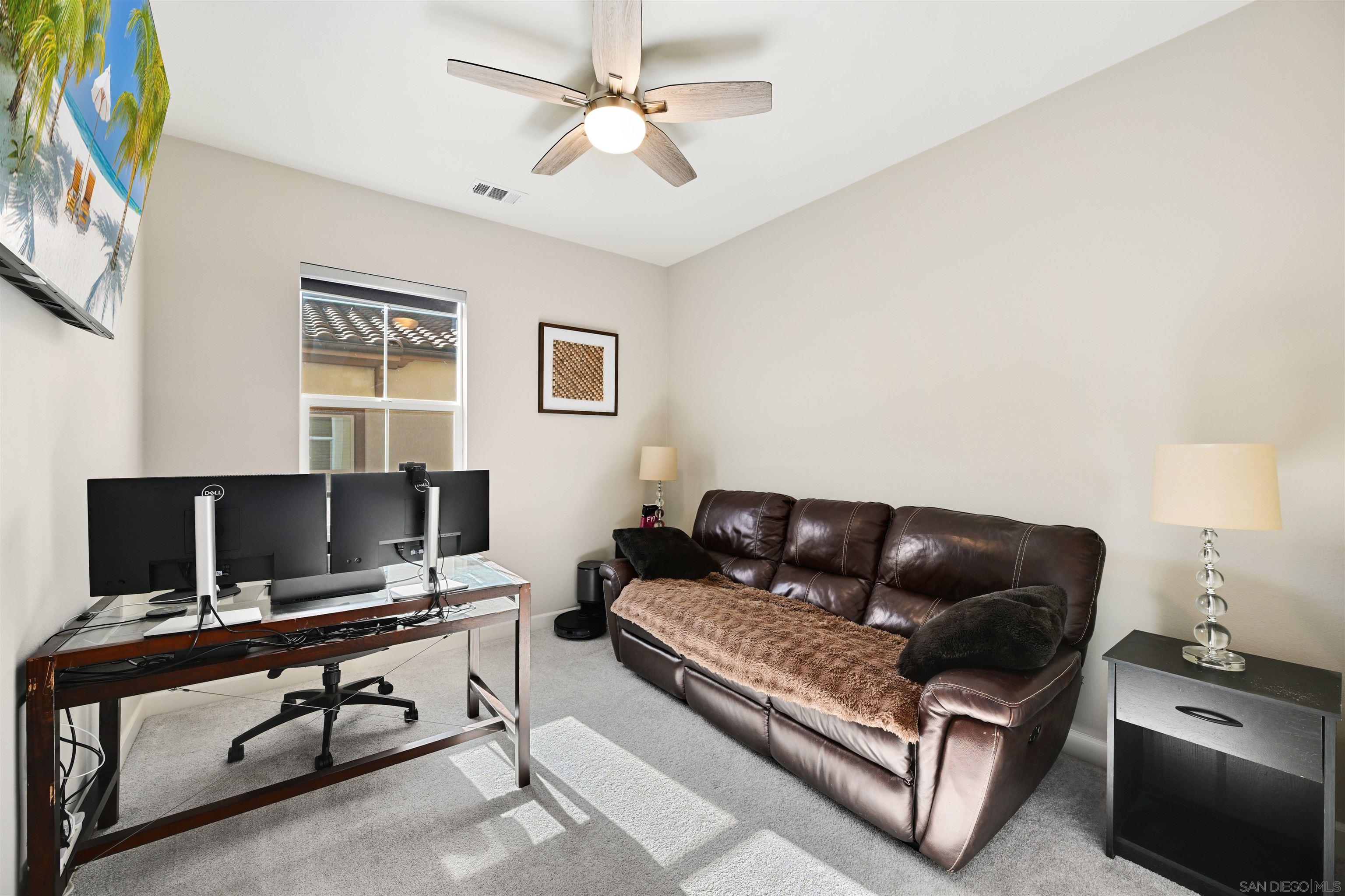 Detail Gallery Image 13 of 35 For 10929  Tyler Way, San Diego,  CA 92129 - 3 Beds | 2/1 Baths