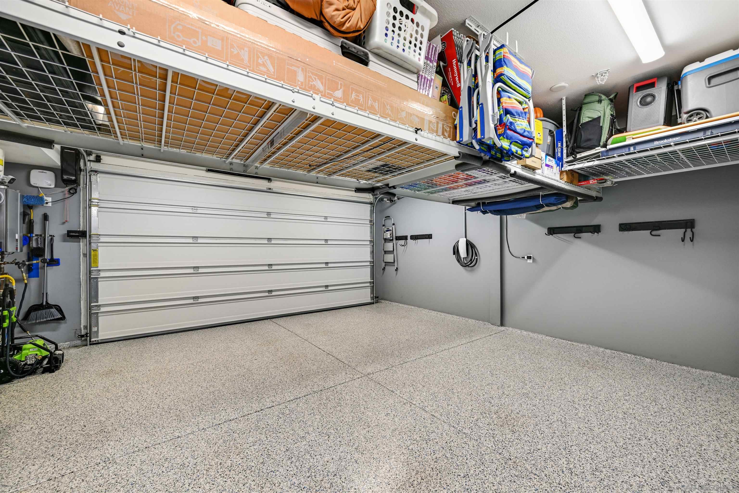 Detail Gallery Image 15 of 35 For 10929  Tyler Way, San Diego,  CA 92129 - 3 Beds | 2/1 Baths