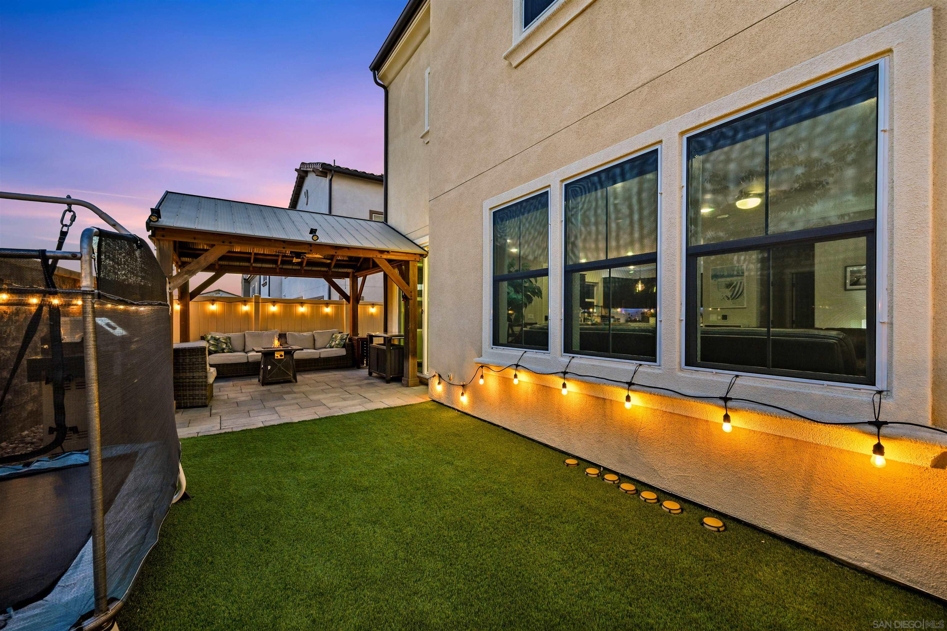 Detail Gallery Image 18 of 35 For 10929  Tyler Way, San Diego,  CA 92129 - 3 Beds | 2/1 Baths