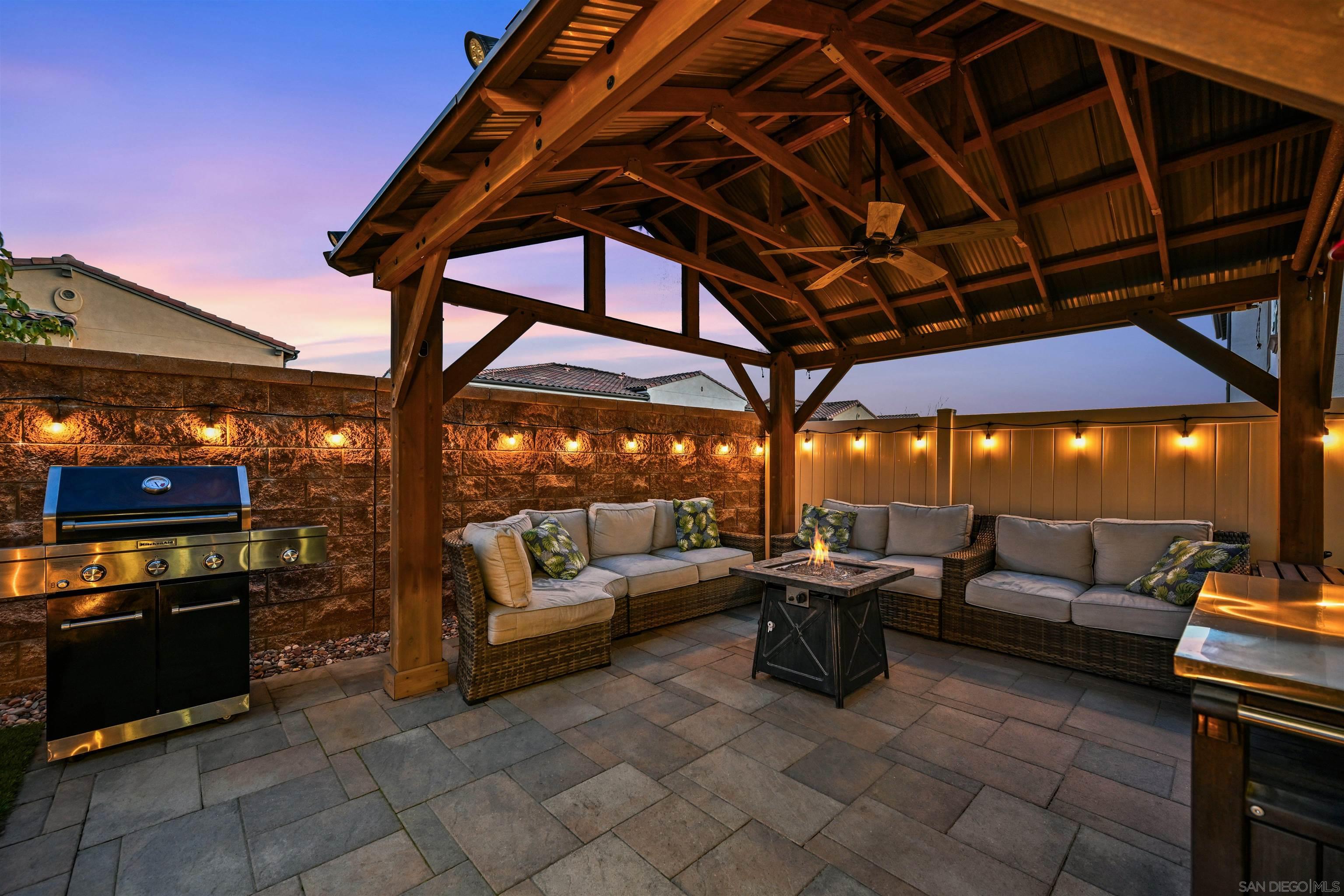 Detail Gallery Image 19 of 35 For 10929  Tyler Way, San Diego,  CA 92129 - 3 Beds | 2/1 Baths